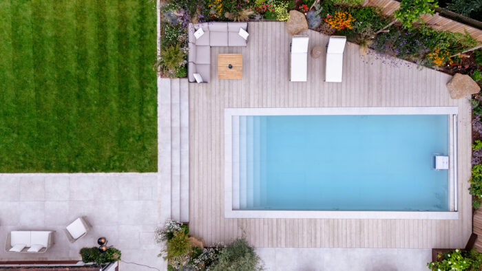 swimming-pool-outdoors
